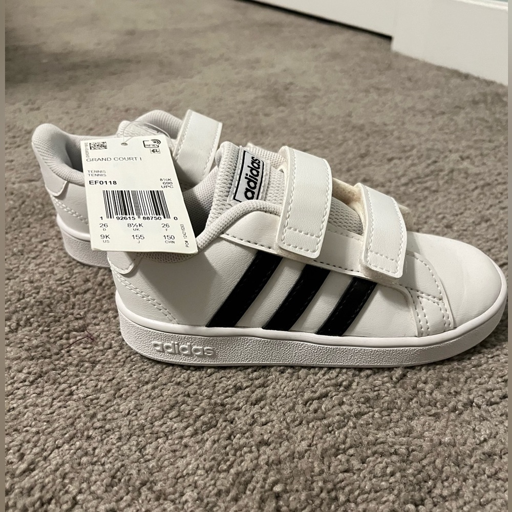 Brand new with tags Adidas Grand Court 9K / Toddler